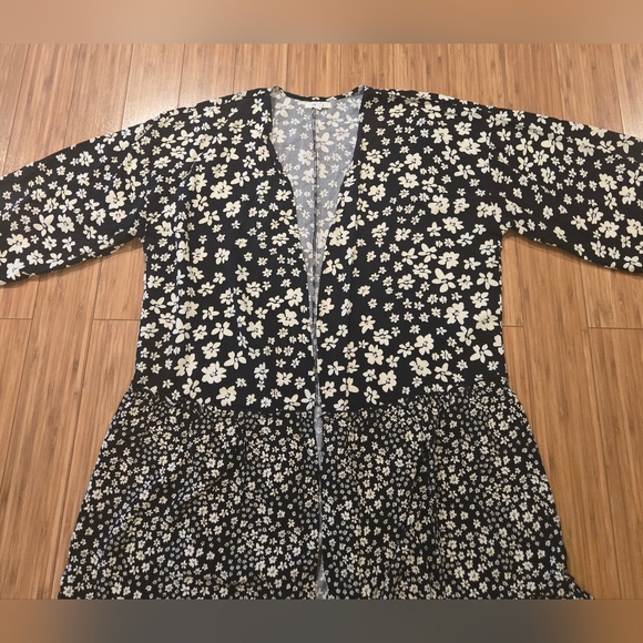 NWOT Maurices Floral Black and White Jacket - Picture 3 of 9